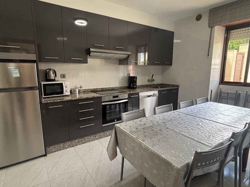 Chalet Razo da Costa en Carballo — foto 20