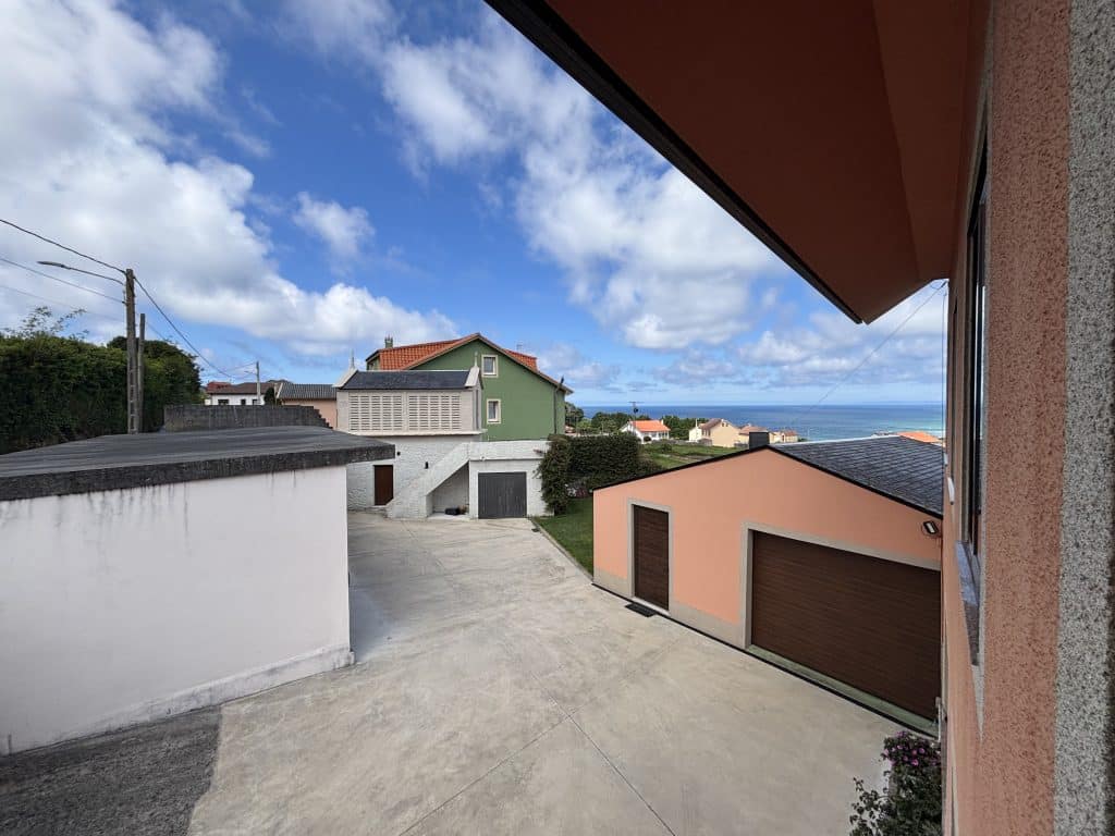 Chalet Razo da Costa en Carballo — foto 32