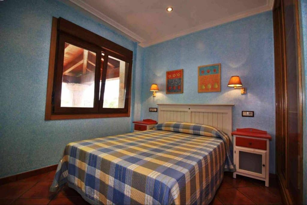 Apartamentos Rozavella en Grove, O — foto 11