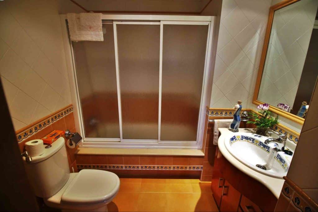 Apartamentos Rozavella en Grove, O — foto 24