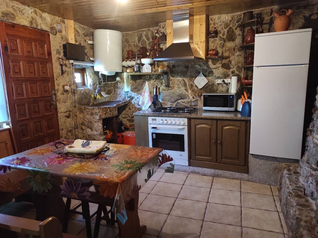 Casa Aradiña en Covelo — foto 10
